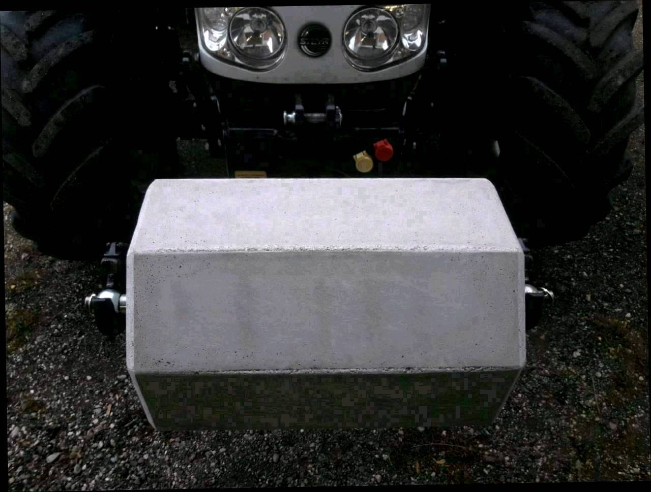 Frontgewichte/Gewichte: Frontgewicht! Ganz neu! 270 kg, 8-eckig, sehr massiv! gebraucht kaufen ...