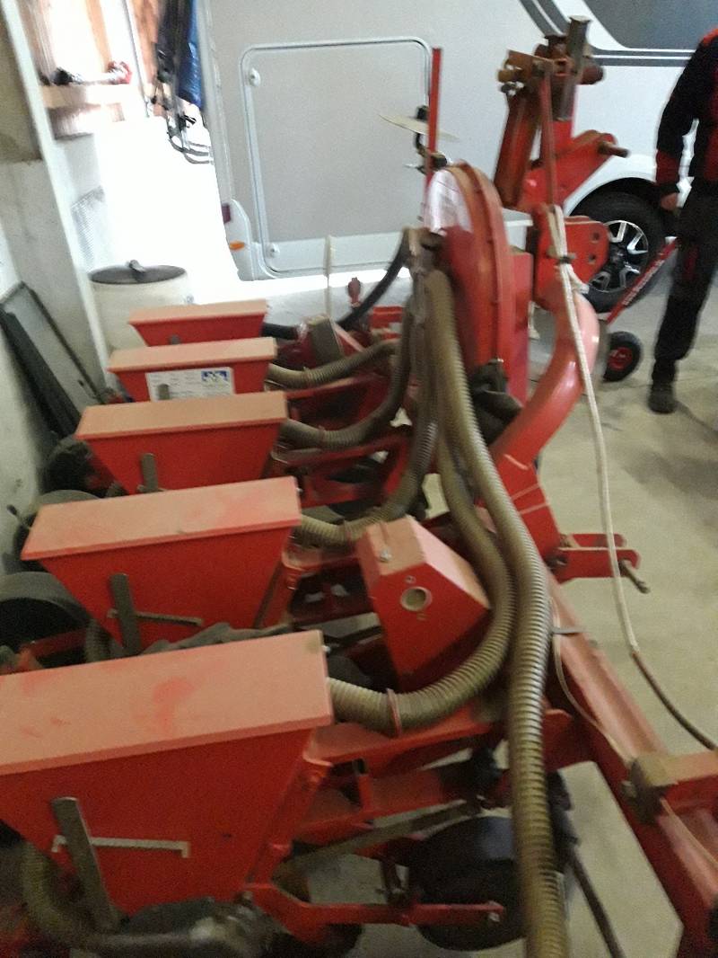 Einzelkornsämaschine 2