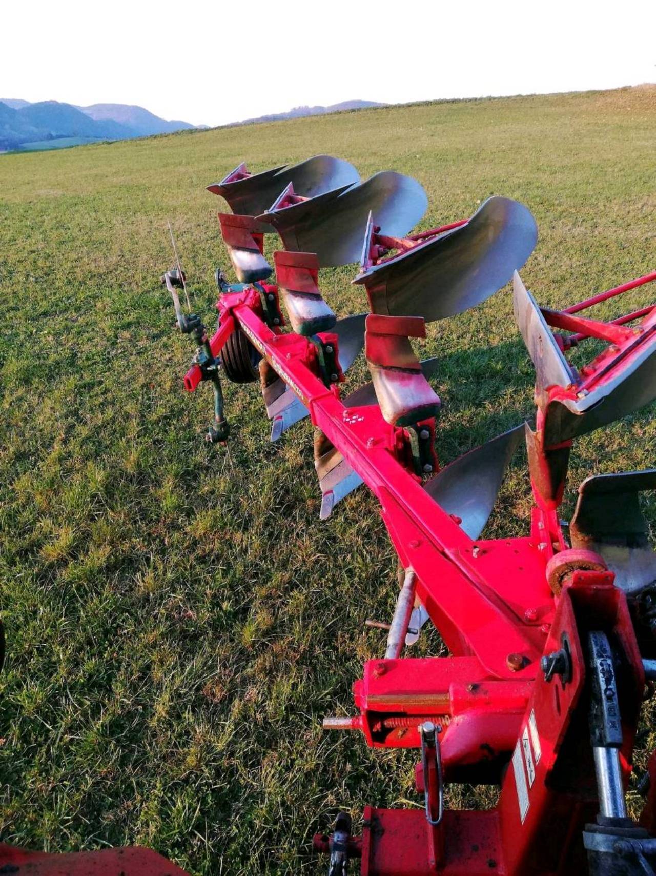 Pflüge: 4-Schar Pflug Gebraucht Kaufen - Landwirt.com