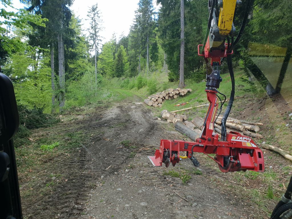 Forstmaschinen: Tapio 400 Schubharvester gebraucht kaufen 