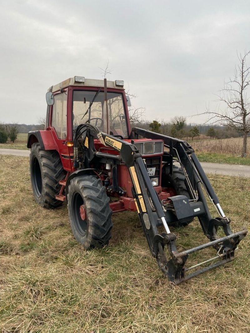 McCormick: IHC Traktor 844 XL Allrad mit Frontlader gebraucht kaufen 