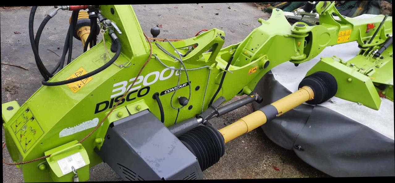 Claas Contour Heckmähwerk 3