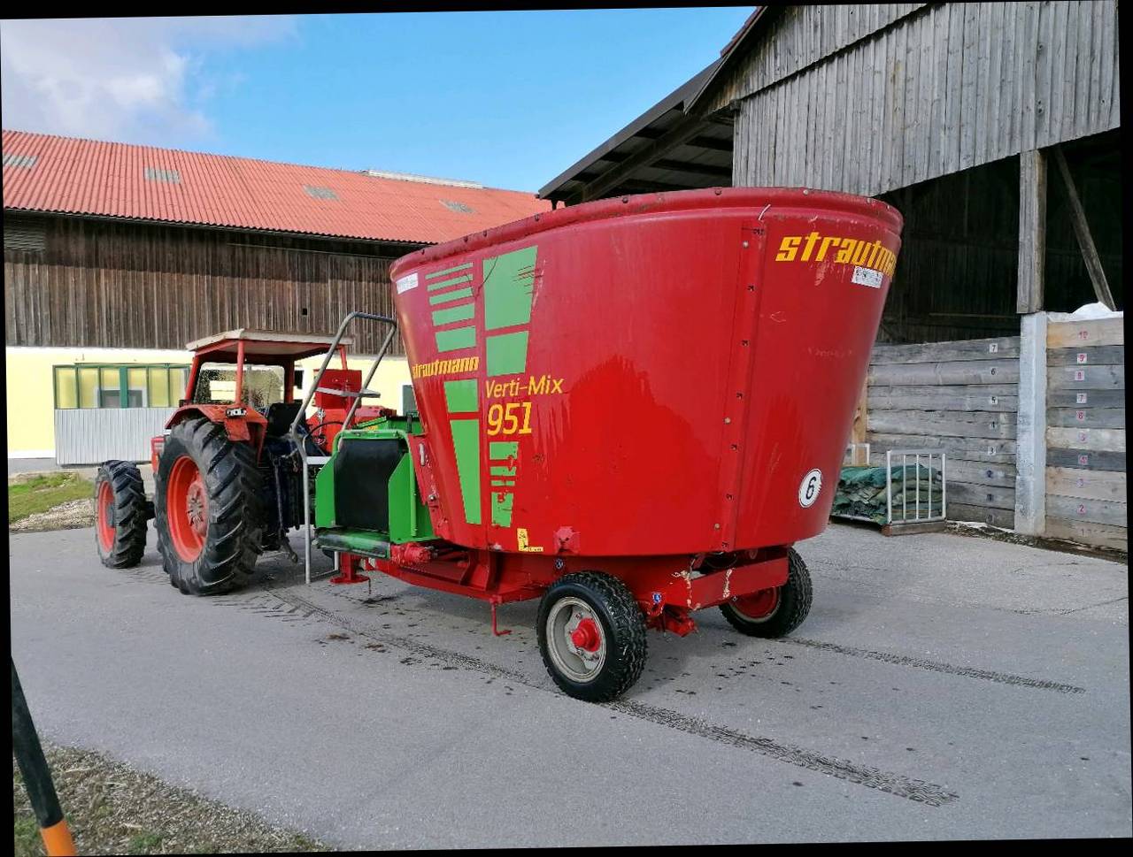 Futtermischwagen: Strautmann Futtermischwagen Verti Mix 951 Gebraucht ...