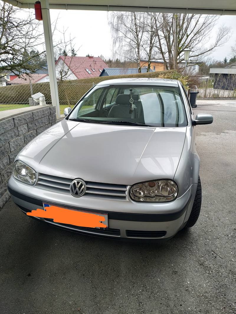 Volkswagen golf черный