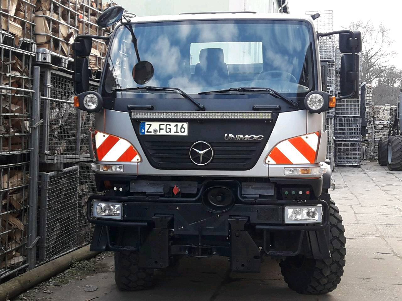 Gebrauchte LKW: Unimog u20 lkw Zugmaschine gebraucht kaufen - Landwirt.com