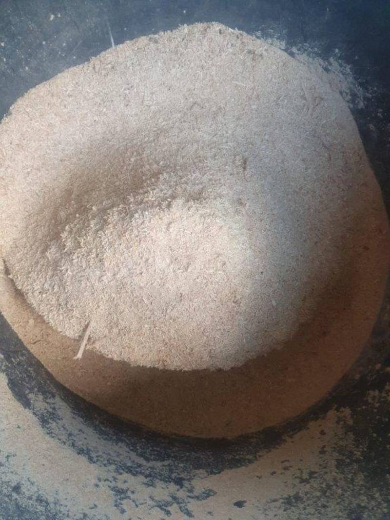 Sonstige: Sägespäne fein aus Buche zum Räuchern oder f. Einstreu