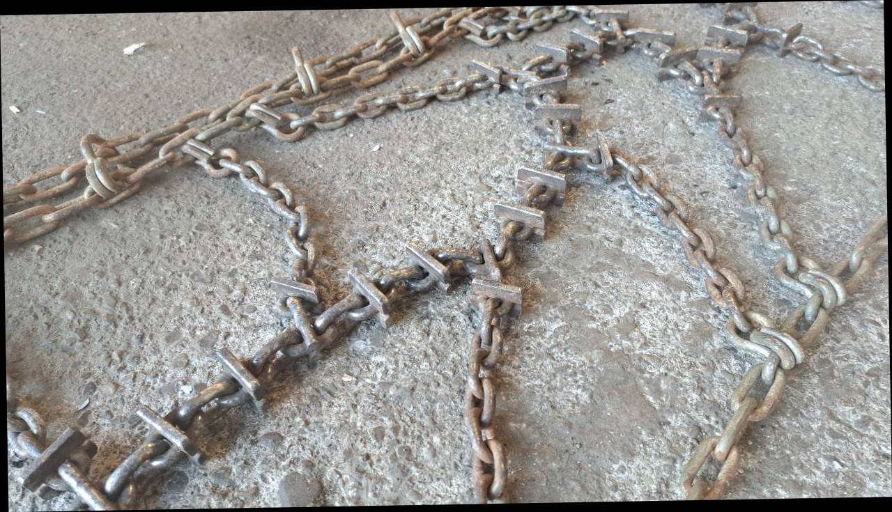 Schneeketten 380/70-24 bzw. 13.6-24 Greifsteg 2