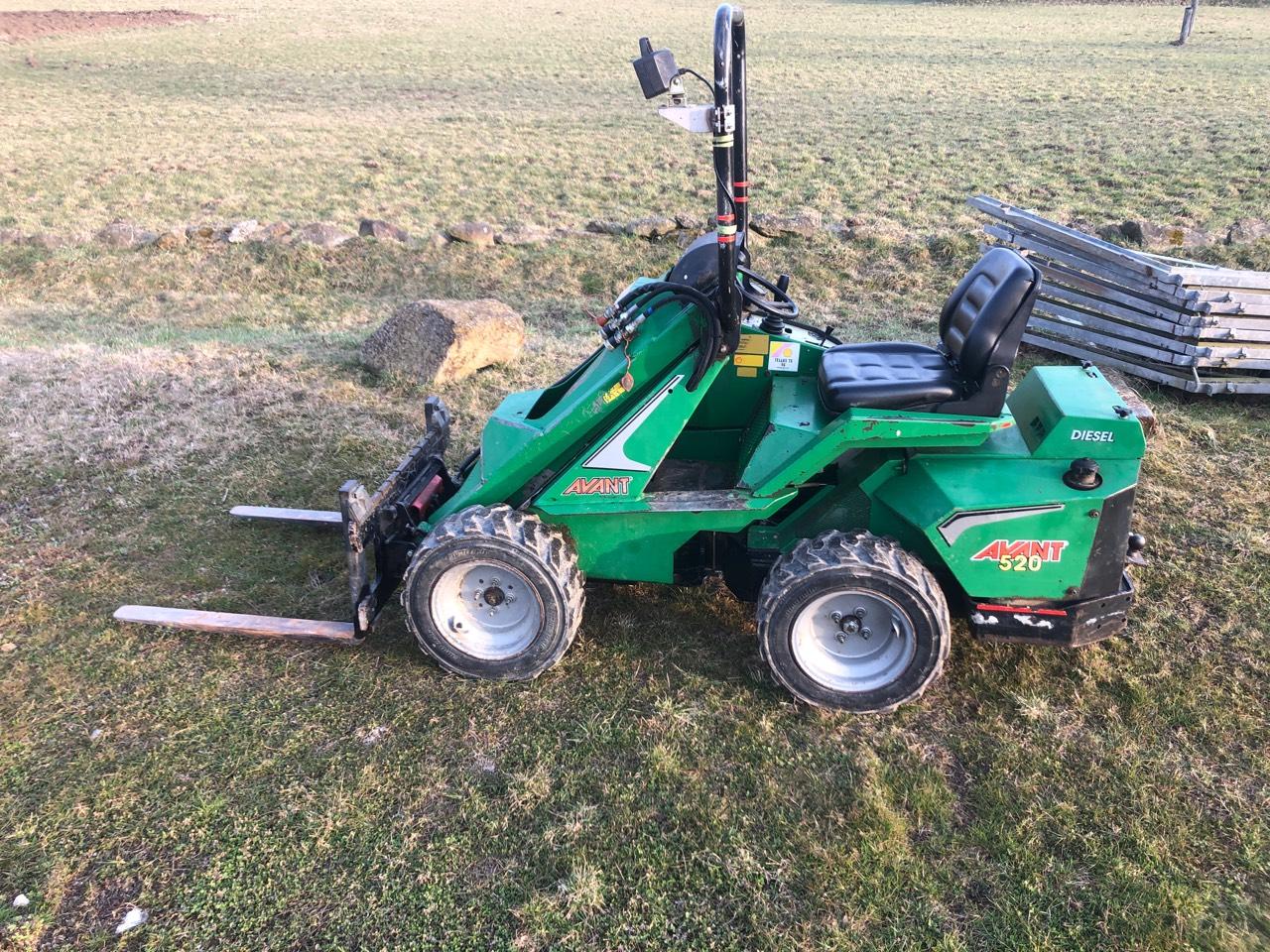 Lader/Radlader Avant 520+ gebraucht kaufen