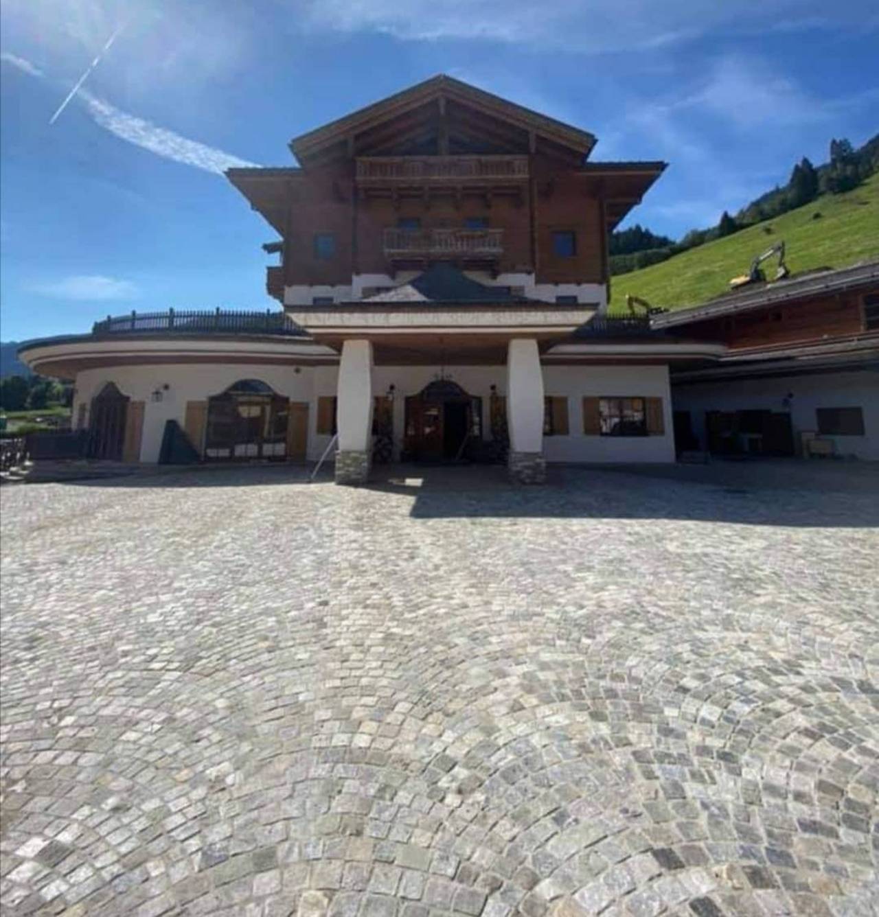 Rauriser weiß und blaugrau Pflastersteine 2