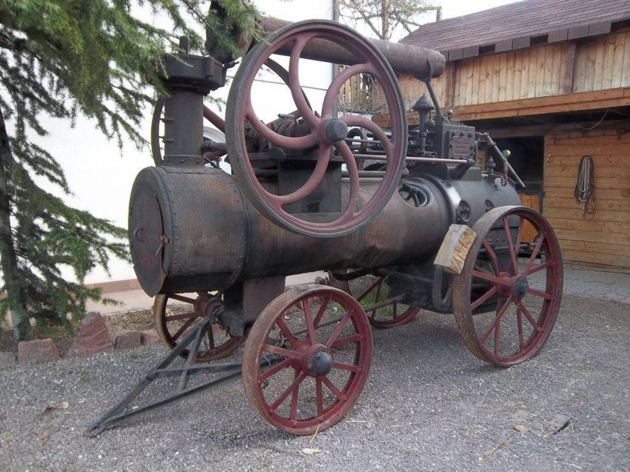 Oldtimer: Motor für Museum - Traktor Maschine Standmotor Lokomobil Dam  gebraucht kaufen - Landwirt.com