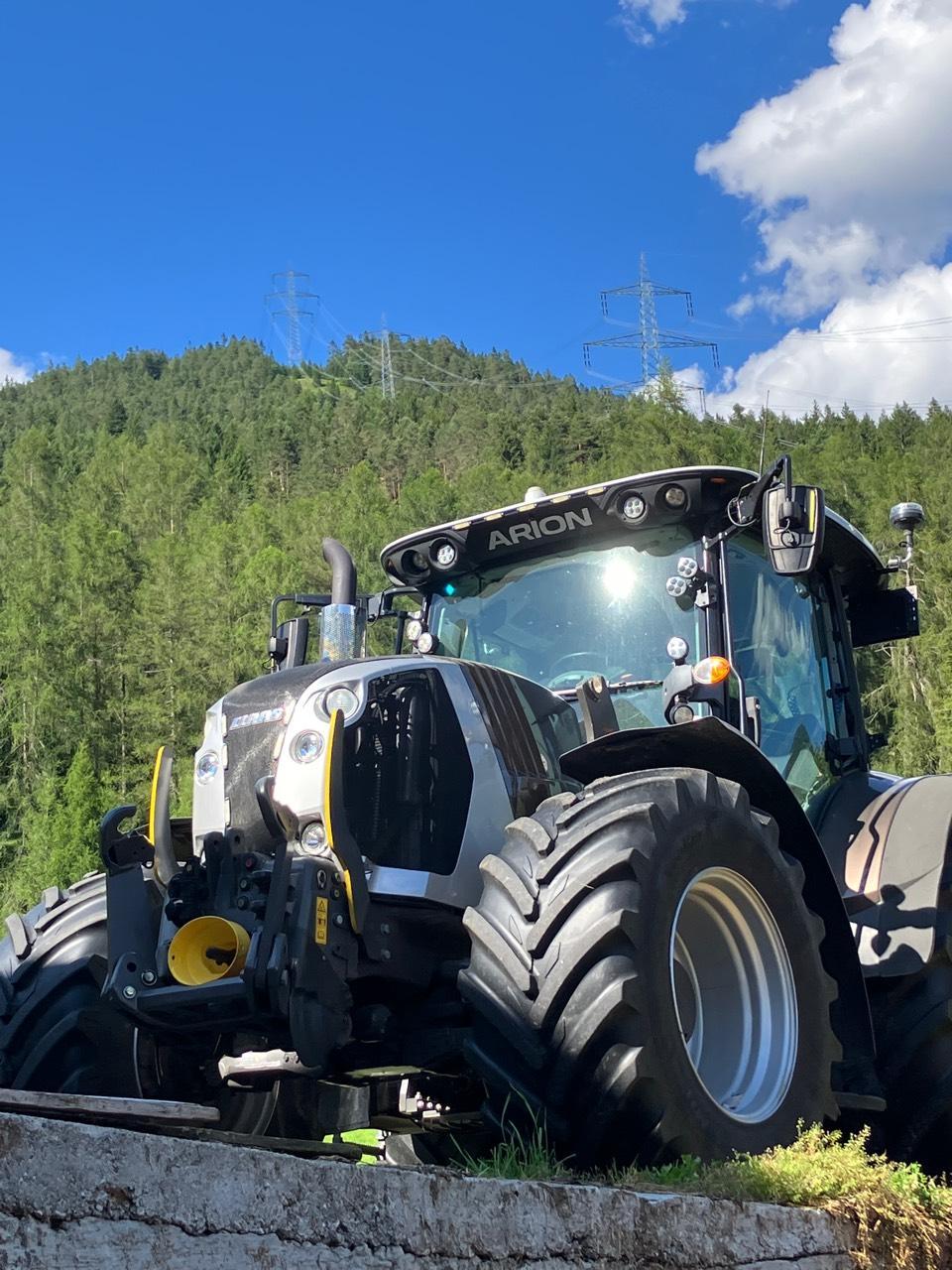 CLAAS ARION 550 Cmatic 2