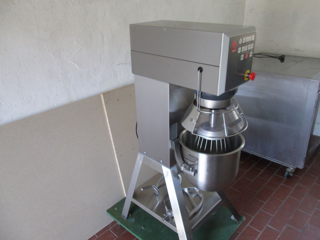 Backöfen Knetmaschinen: Knetmaschine von 5-80 Kg Teig / Planetenrührmaschine 20L kaufen ...