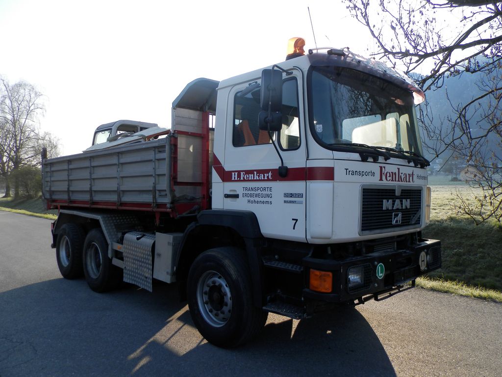 Gebrauchte LKW: LKW MAN 3-Achser Gebraucht Kaufen - Landwirt.com