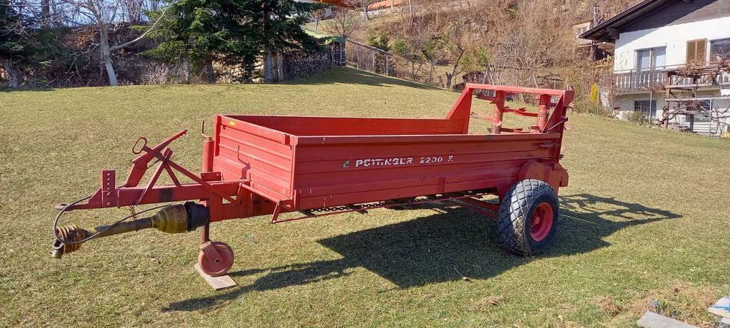 Miststreuer Pöttinger 2200 B Miststreuer gebraucht kaufen