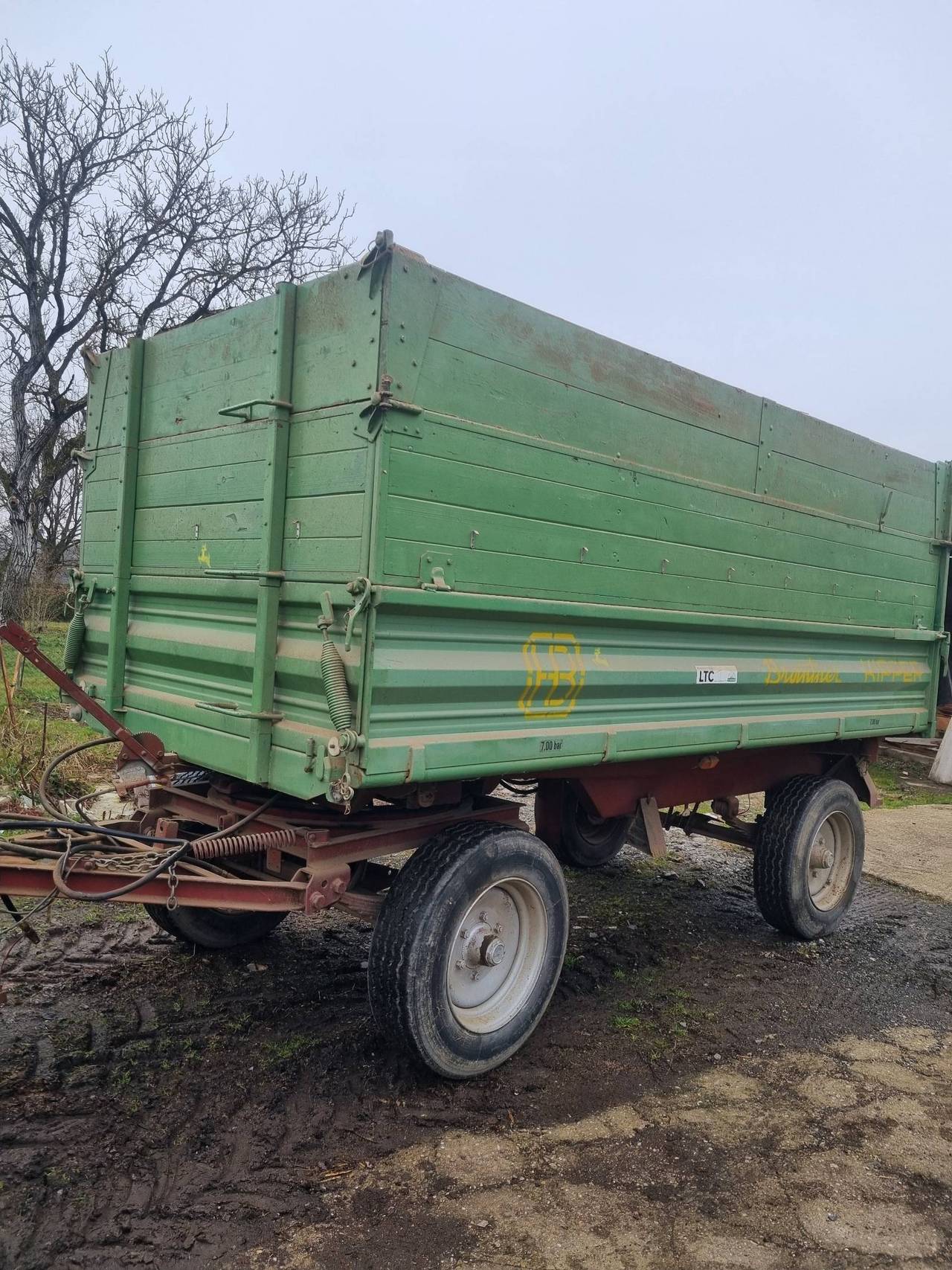 Kipper: Brantner 3 Seitenkipper gebraucht kaufen - Landwirt.com