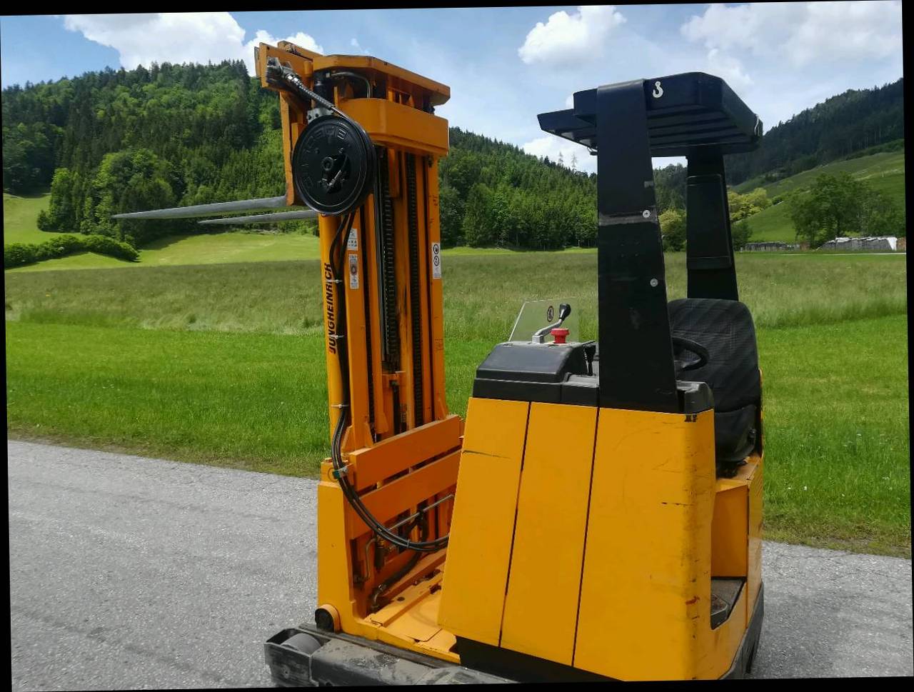 Stapler Jungheinrich Stapler Triplex Freihub gebraucht kaufen