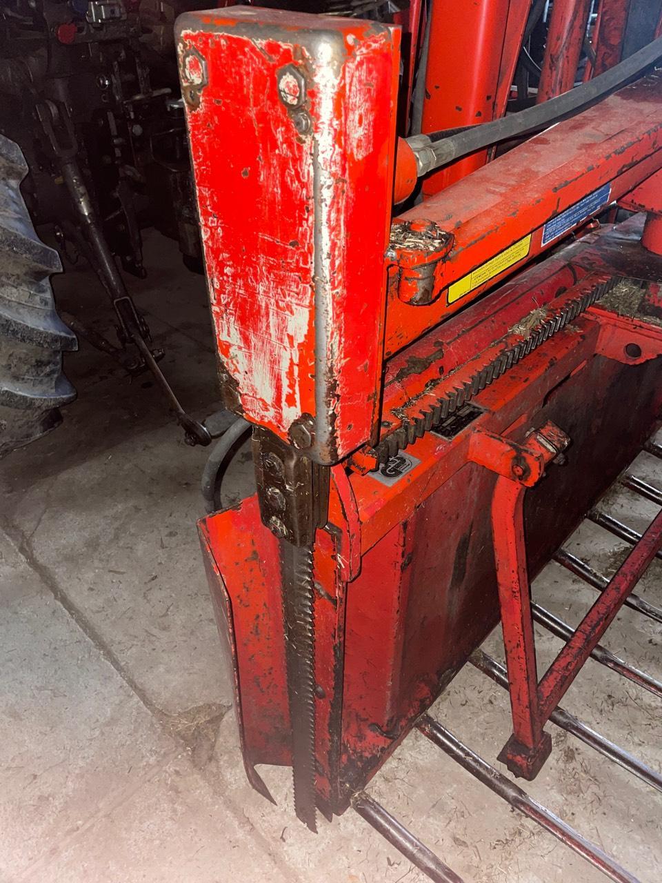 Kuhn Siloblockschneider 2