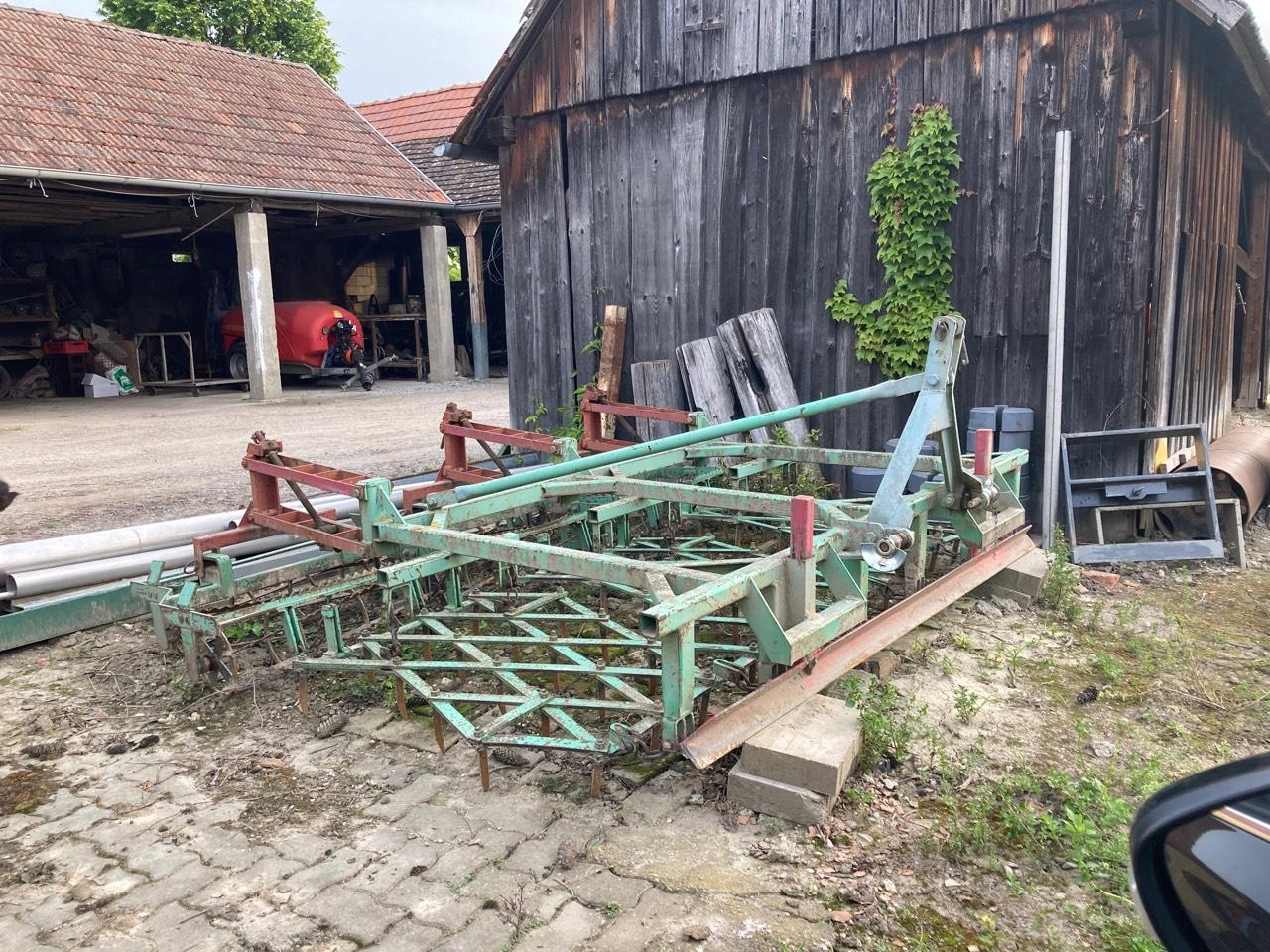 Saatbeetkombination Feldherr 3 m mit Planierschild 1