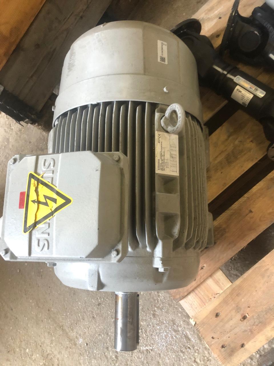 Drehstrommotor Elektromotor 18,5 kW Neuwertig 2