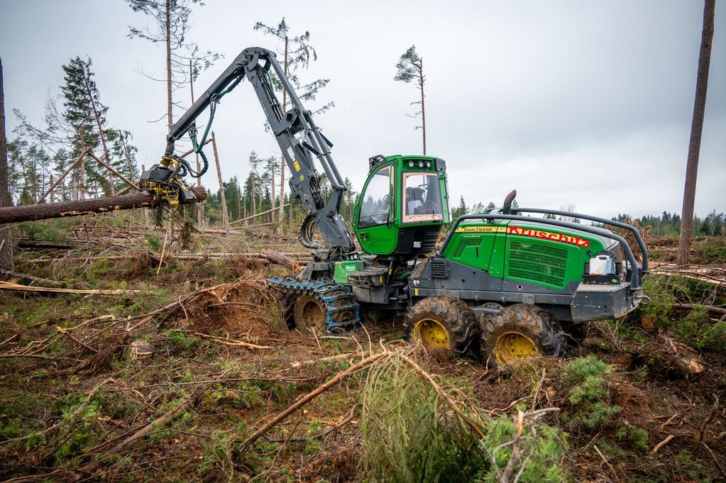 Harvester John Deere 1170G 2