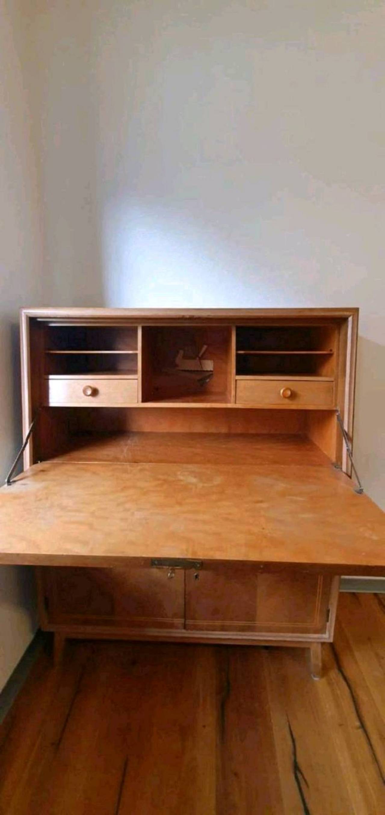 Gebrauchte Möbel: Sekretär kaufen - Landwirt.com