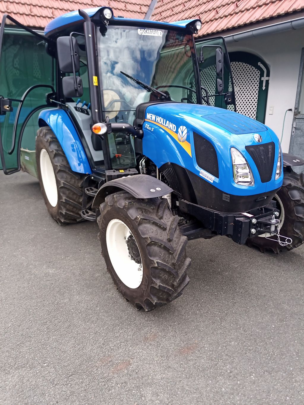 New Holland T4 65S 3