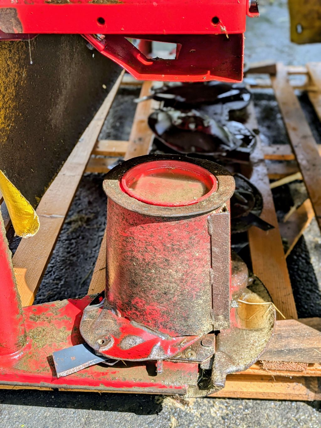 Frontmähwerk Pöttinger Nova Cat 220 Alpin 3