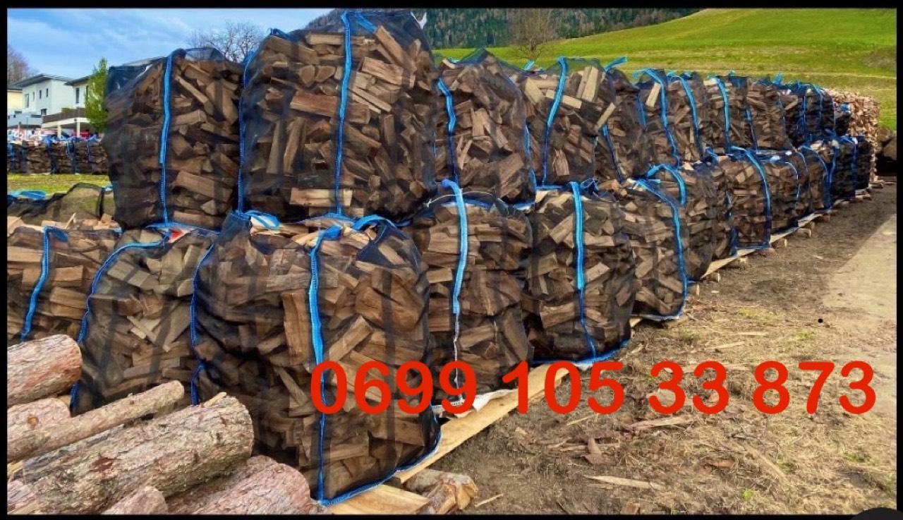 Buchen- oder Fichtenbrennholz ofenfertig 1