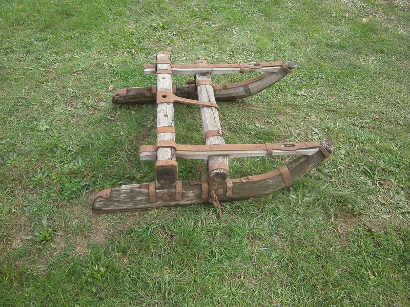 Kunsthandwerk: Alte Holzschlitten Antik gebraucht kaufen - Landwirt.com