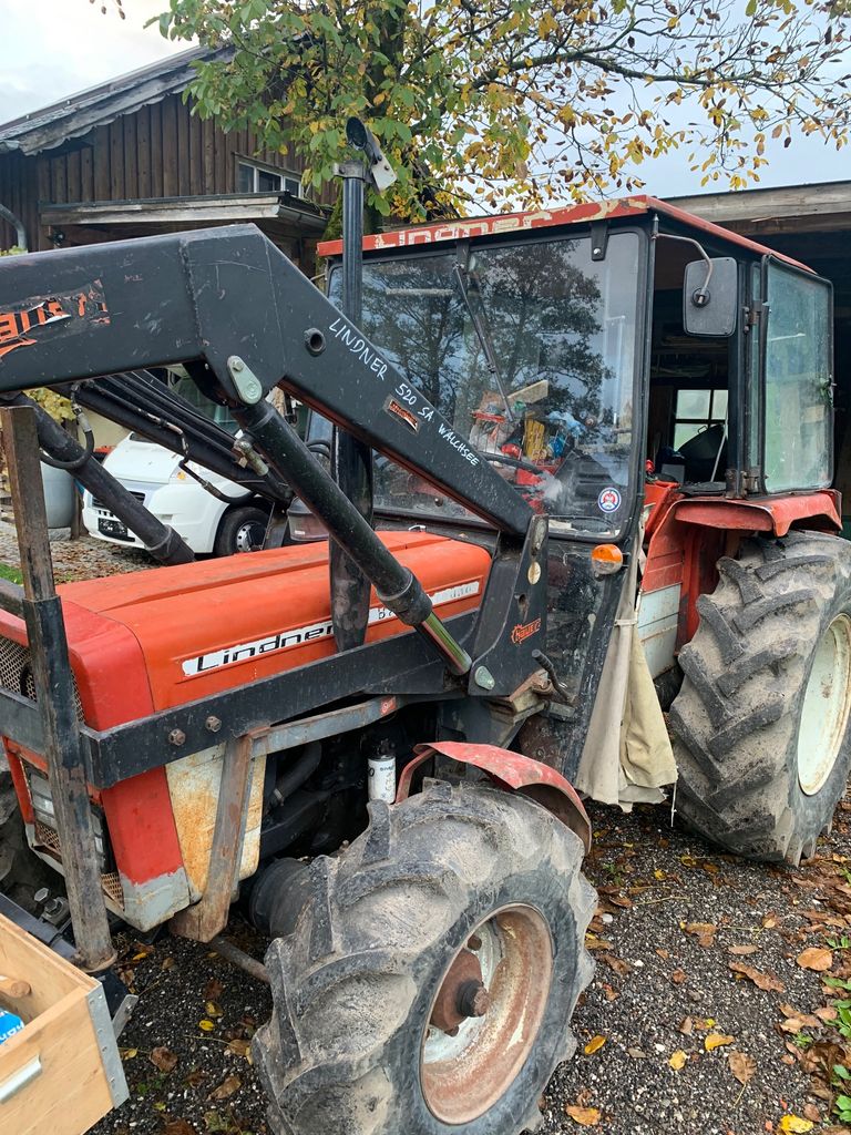 Lindner Lindner 520 SA Traktor mit Frontlader gebraucht kaufen