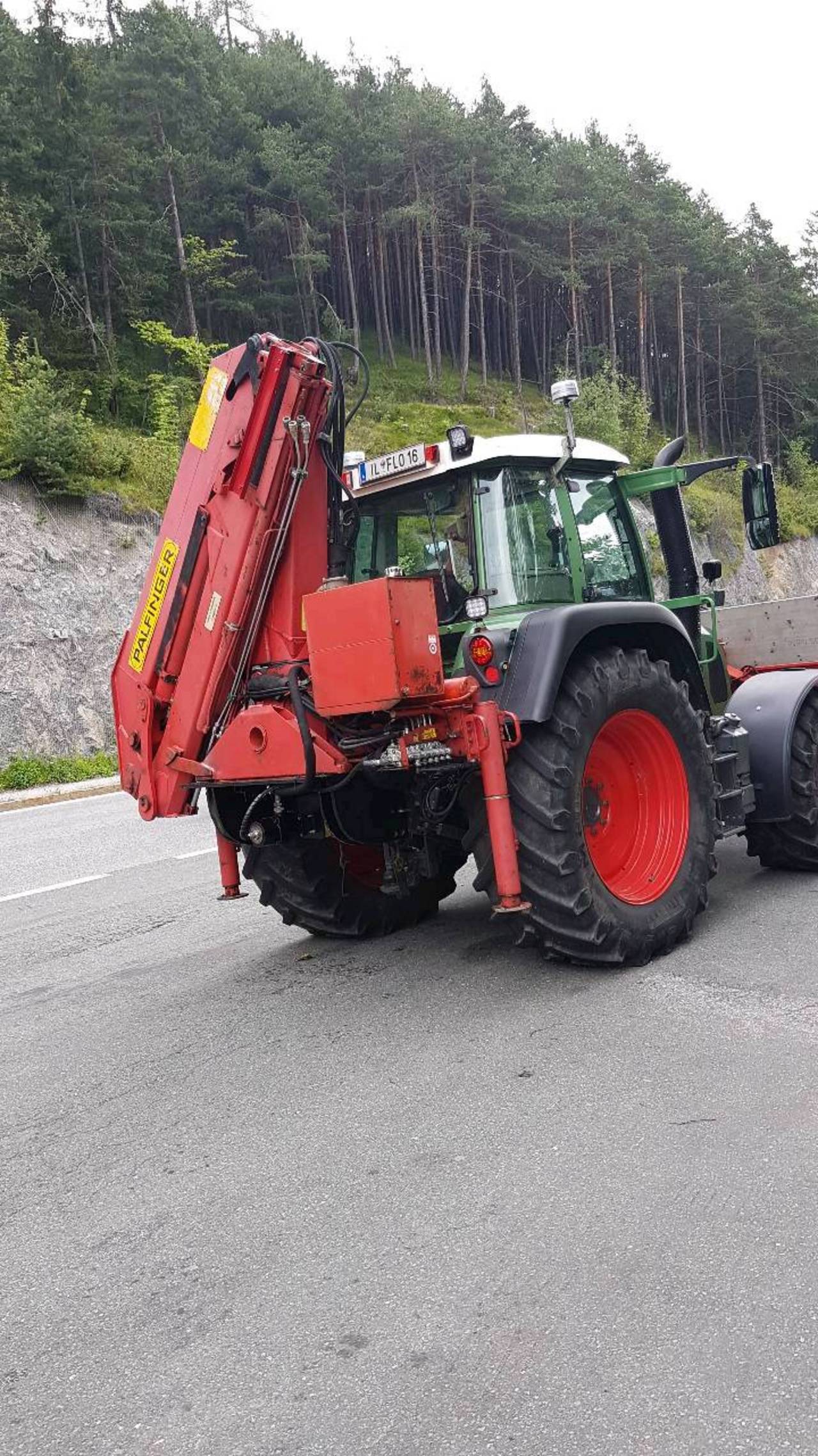 Ladekran Palfinger Pk 8000 3 Punktkran gebraucht kaufen