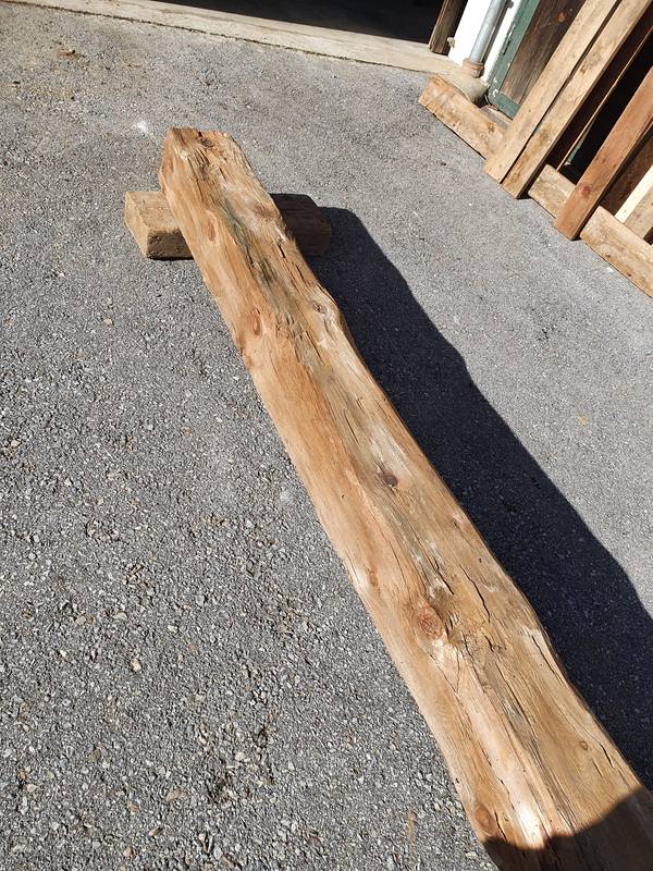 Holzbalken, gehackt 2