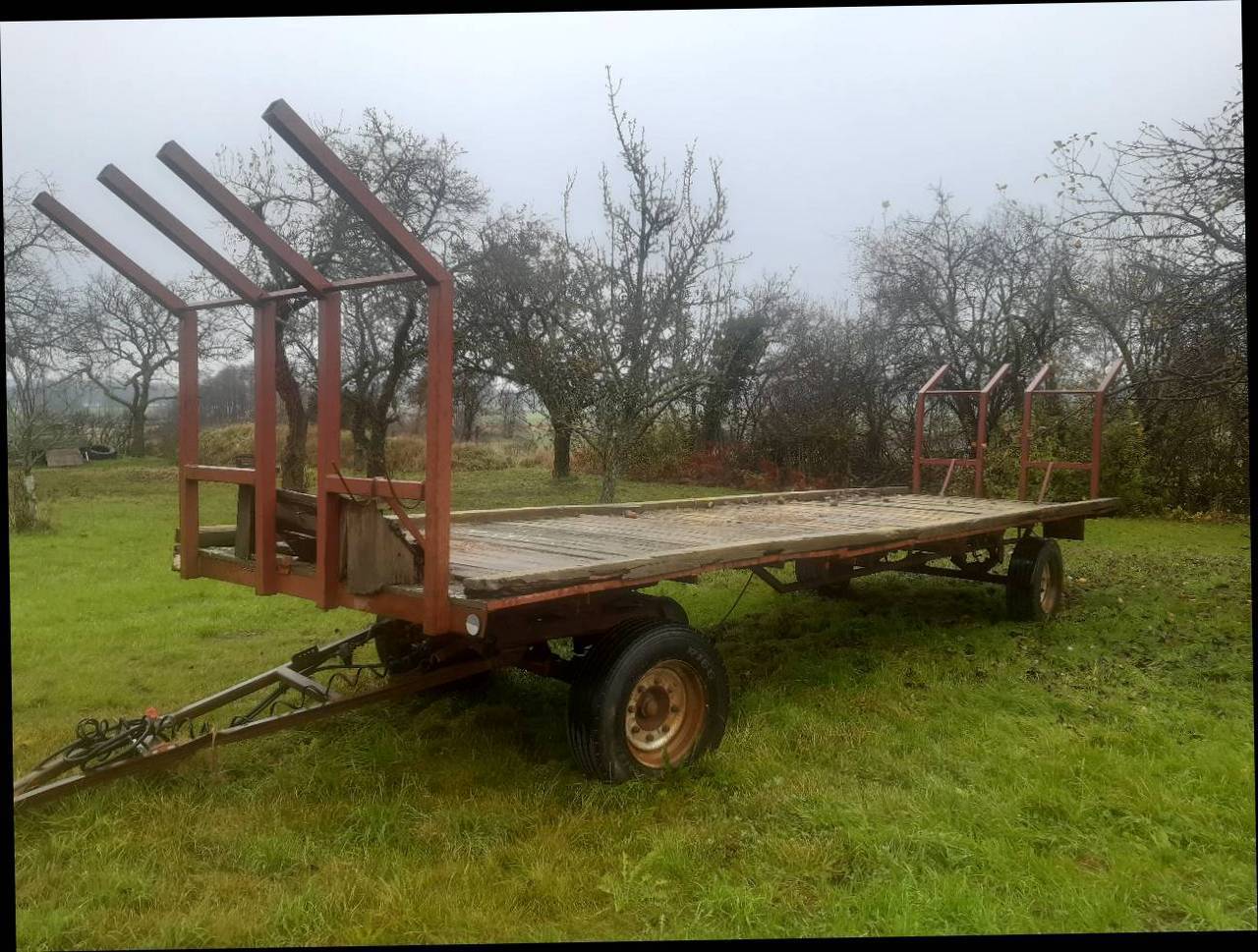 Sonstige Anhänger: Ballenwagen Gebraucht Kaufen - Landwirt.com