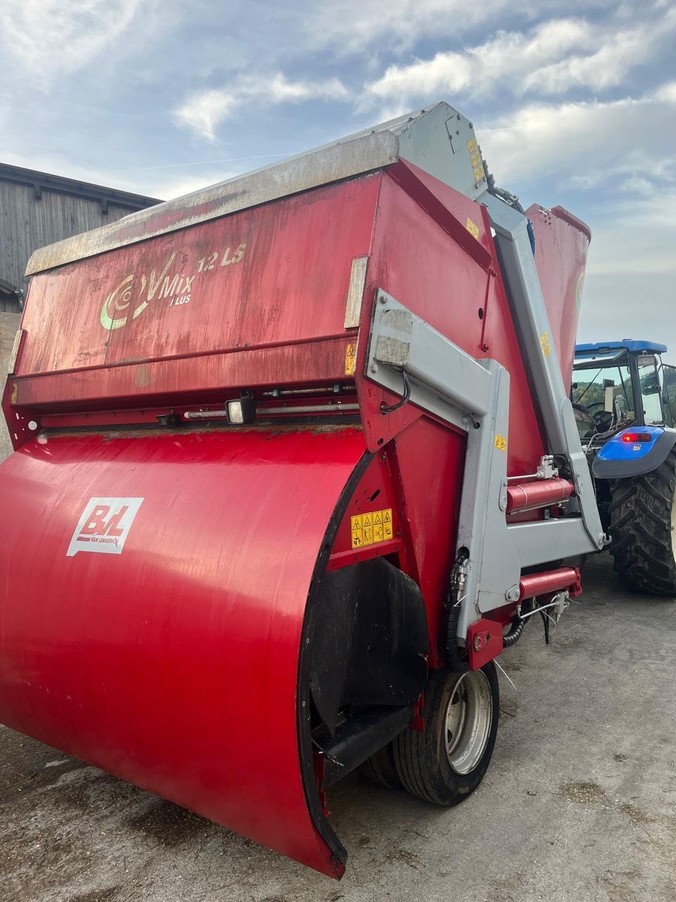 Futtermischwagen BVL 12 LS Plus 2