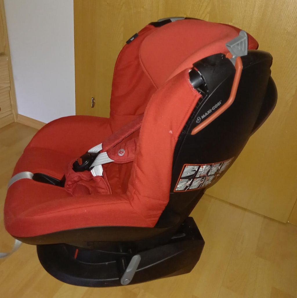 Sonstige: Maxi Cosi- Kindersitz 9-18kg gebraucht kaufen 