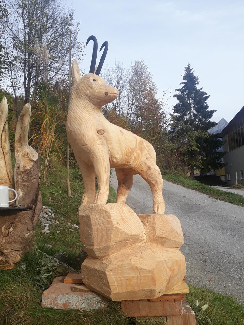 Baumstämme: holzfigur geschnitzt gebraucht kaufen - Landwirt.com