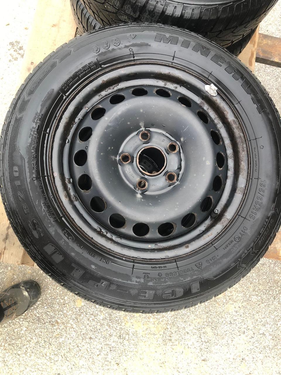 Winterreifen Komplettsatz Caddy 2