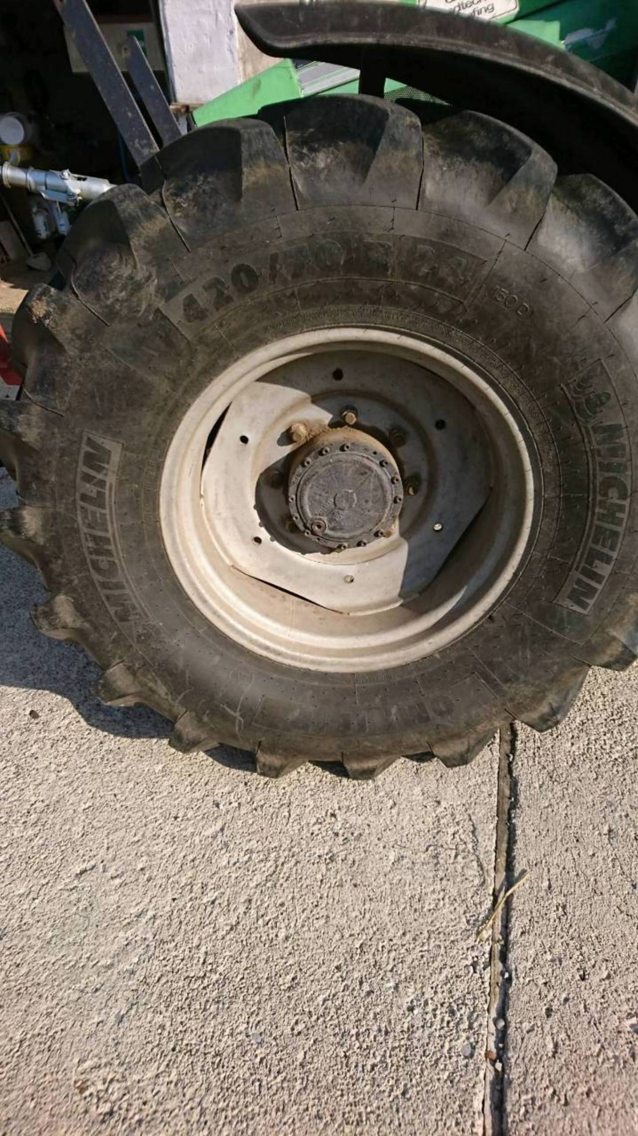 Traktorreifen Reifen 420 70R24 Gebraucht Kaufen Landwirt