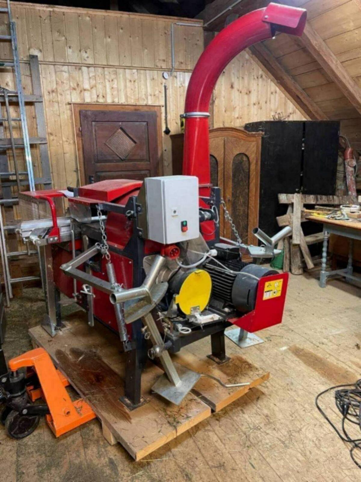 Entrindungsmaschine Deinhammer 2