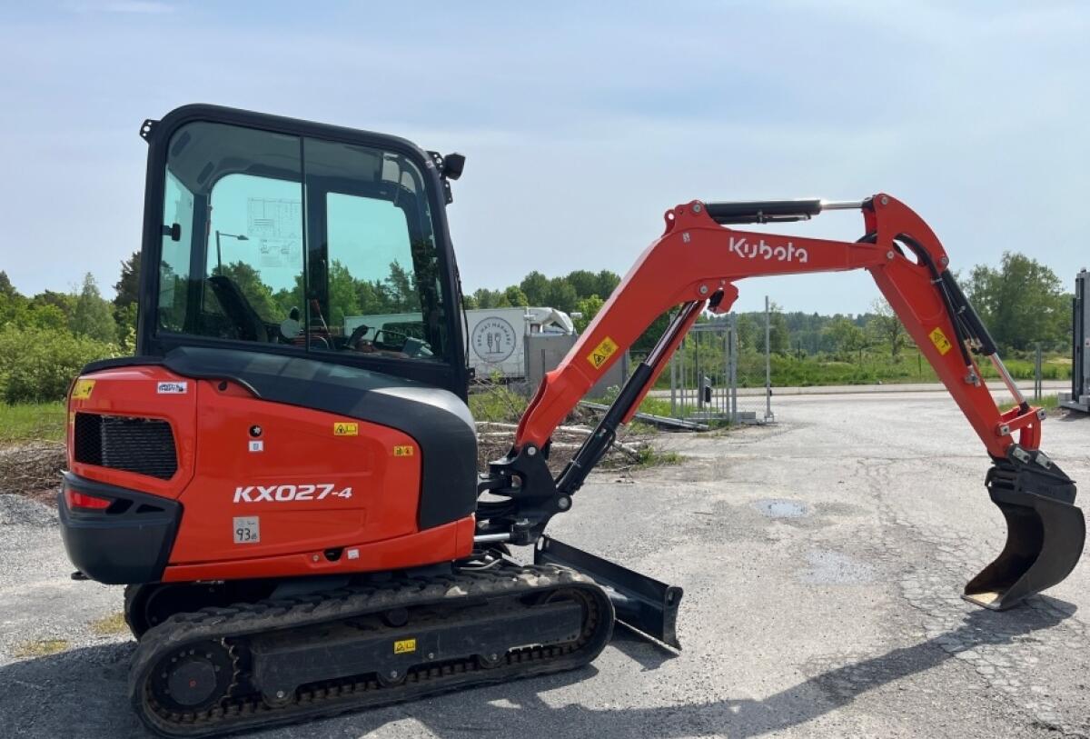 Kubota KX027-4