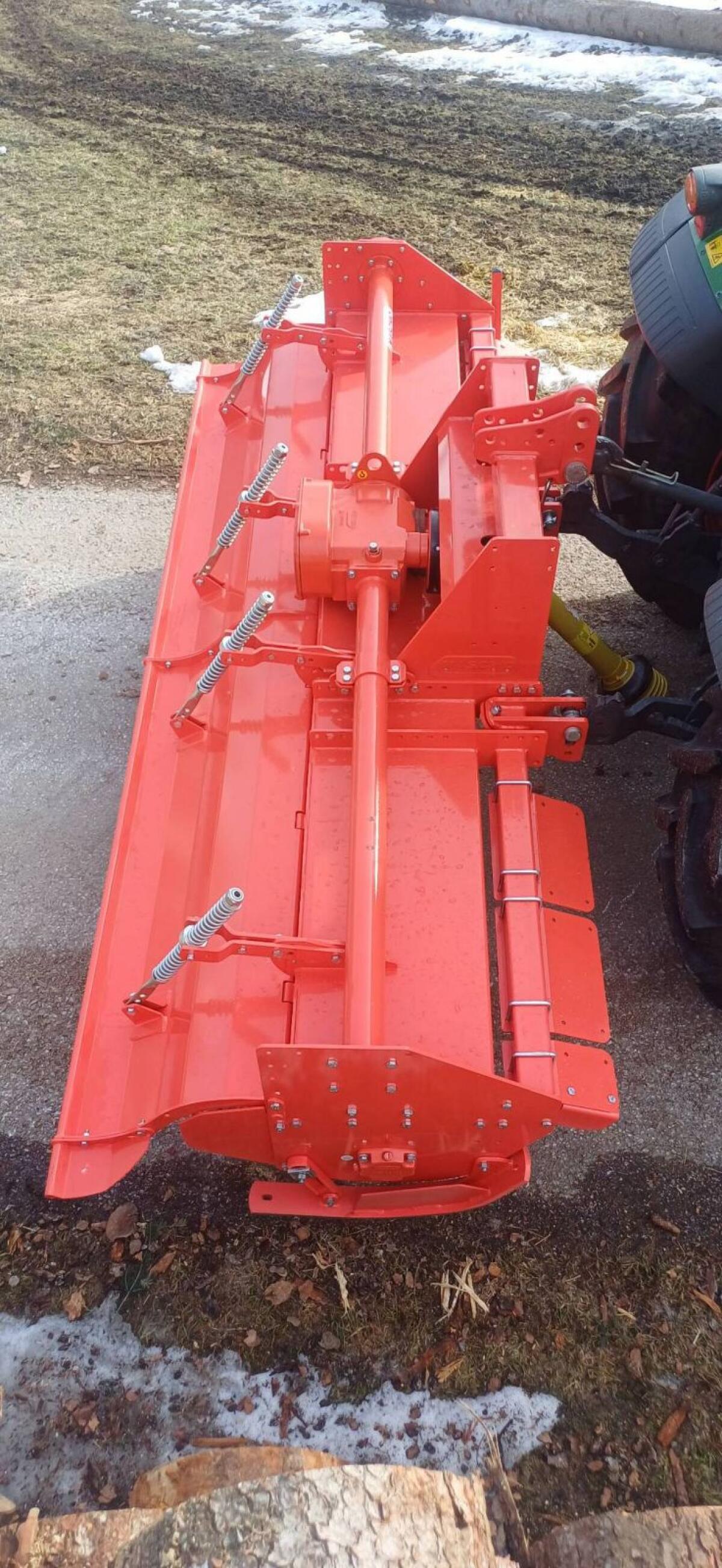 Maschio Bodenfräse C300 1