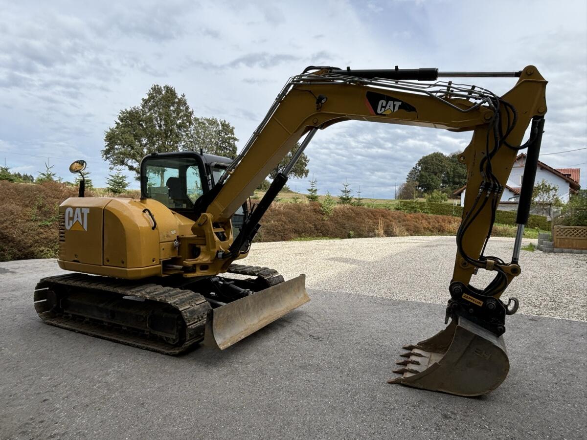 CAT 308 E2 CR - Oilquick 2