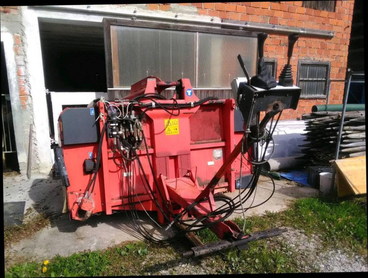 Kuhn Silokamm Polycrok 3850 2