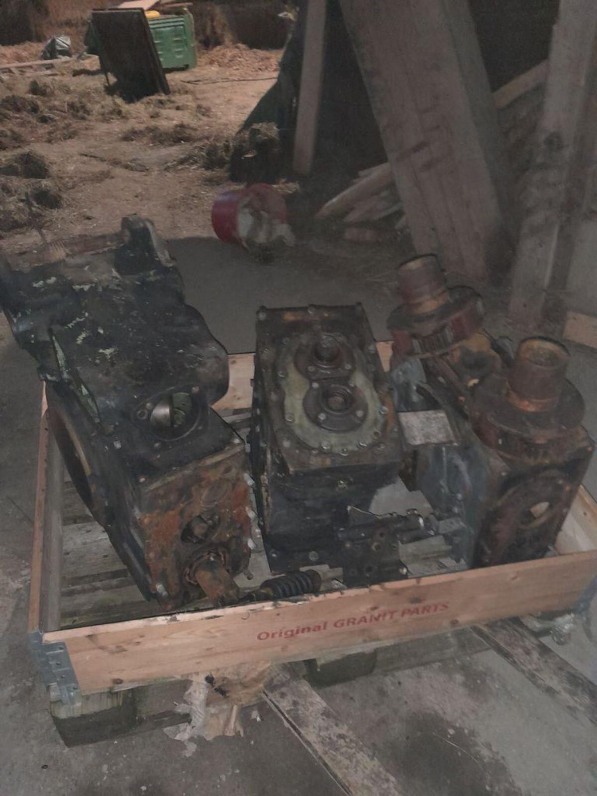 Steyr Getriebeteile 1