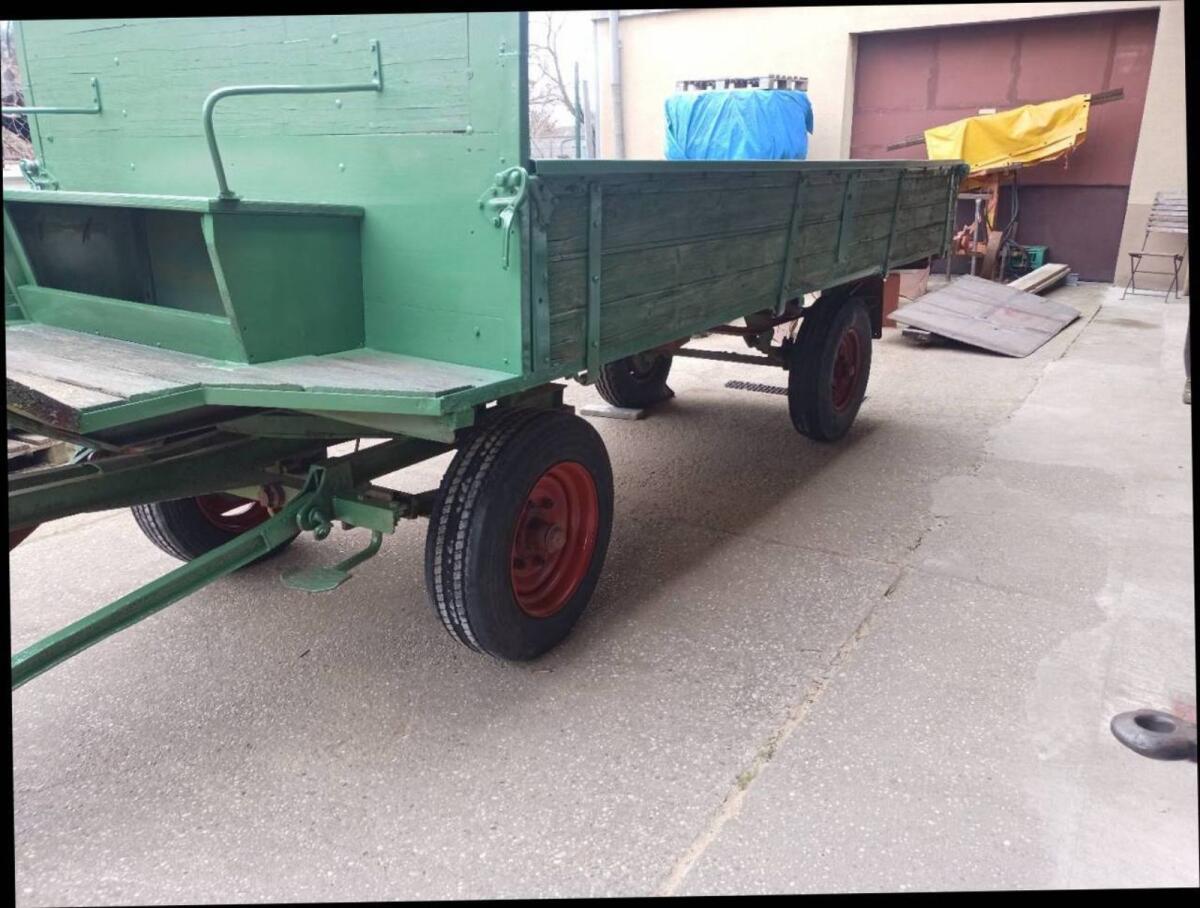 Anhänger für Traktor 2