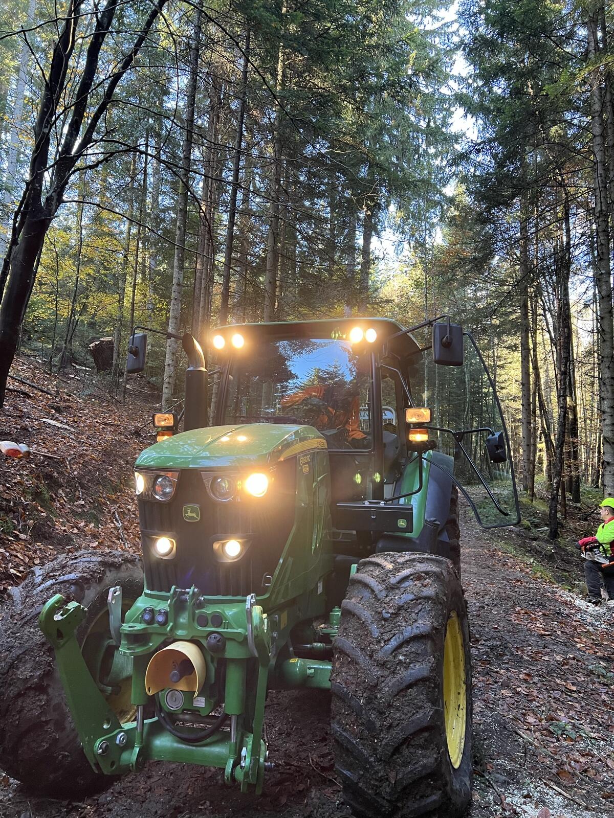 John Deere 6090 RC 3