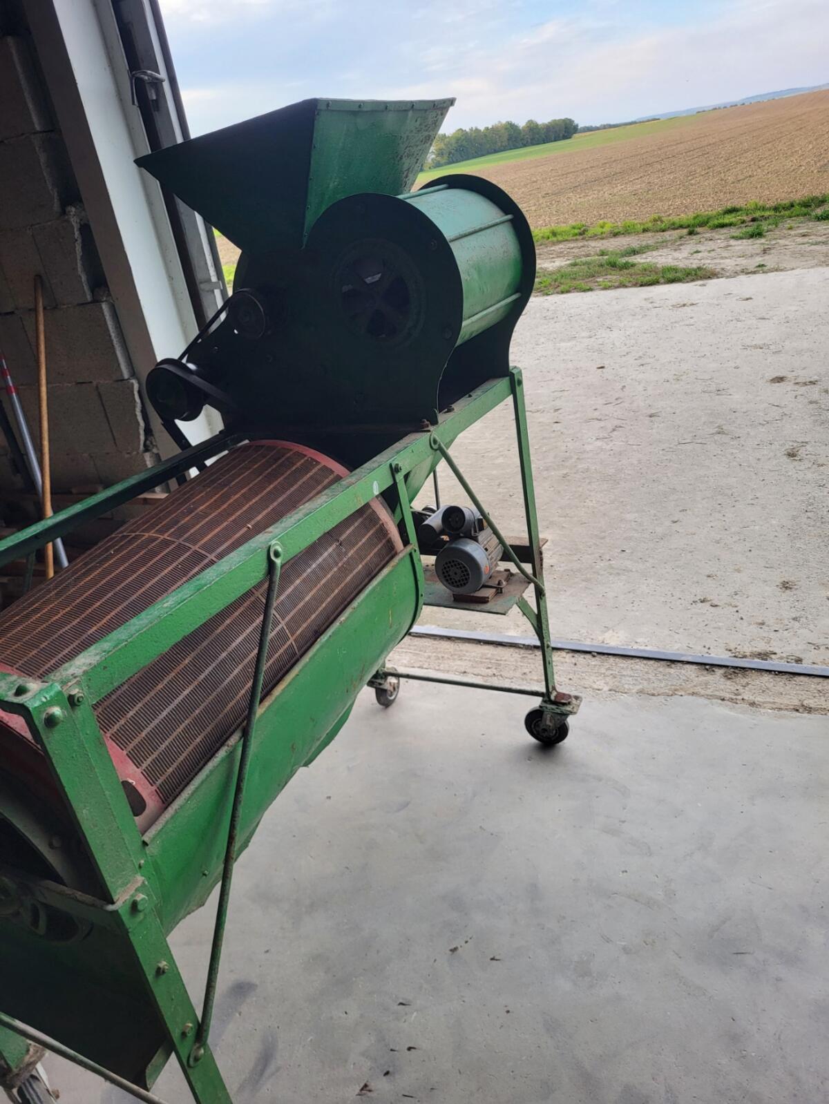 Verkaufe Getreidereinigung 2