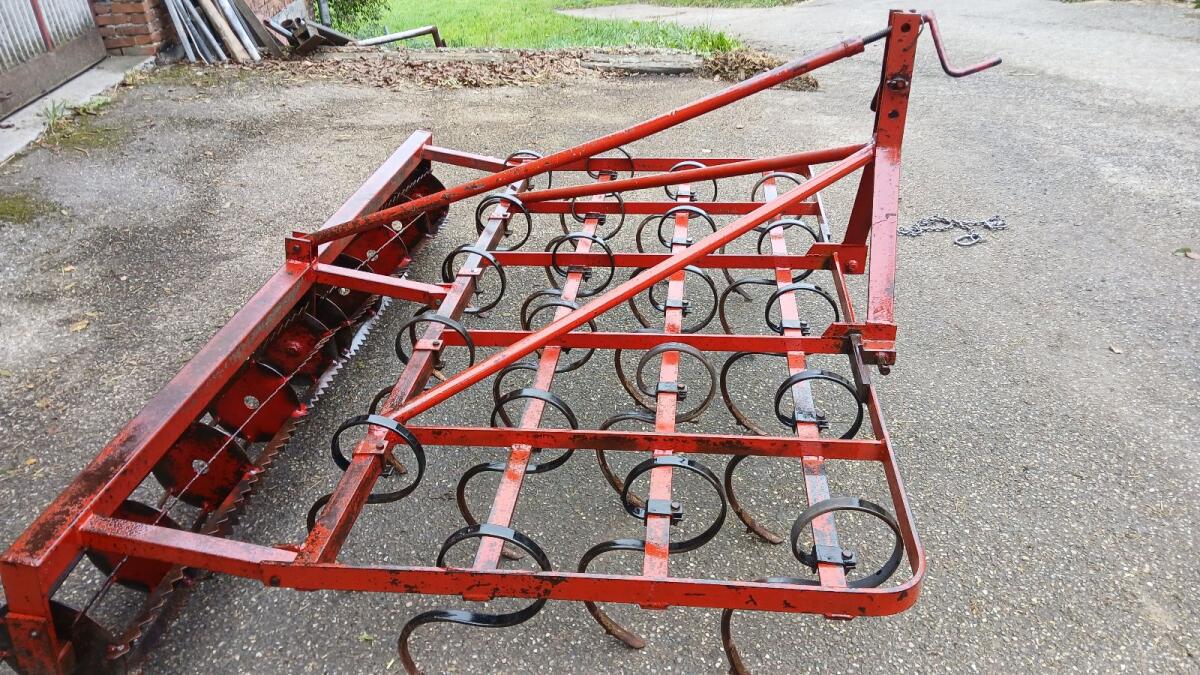 Verkaufe Grubber 1