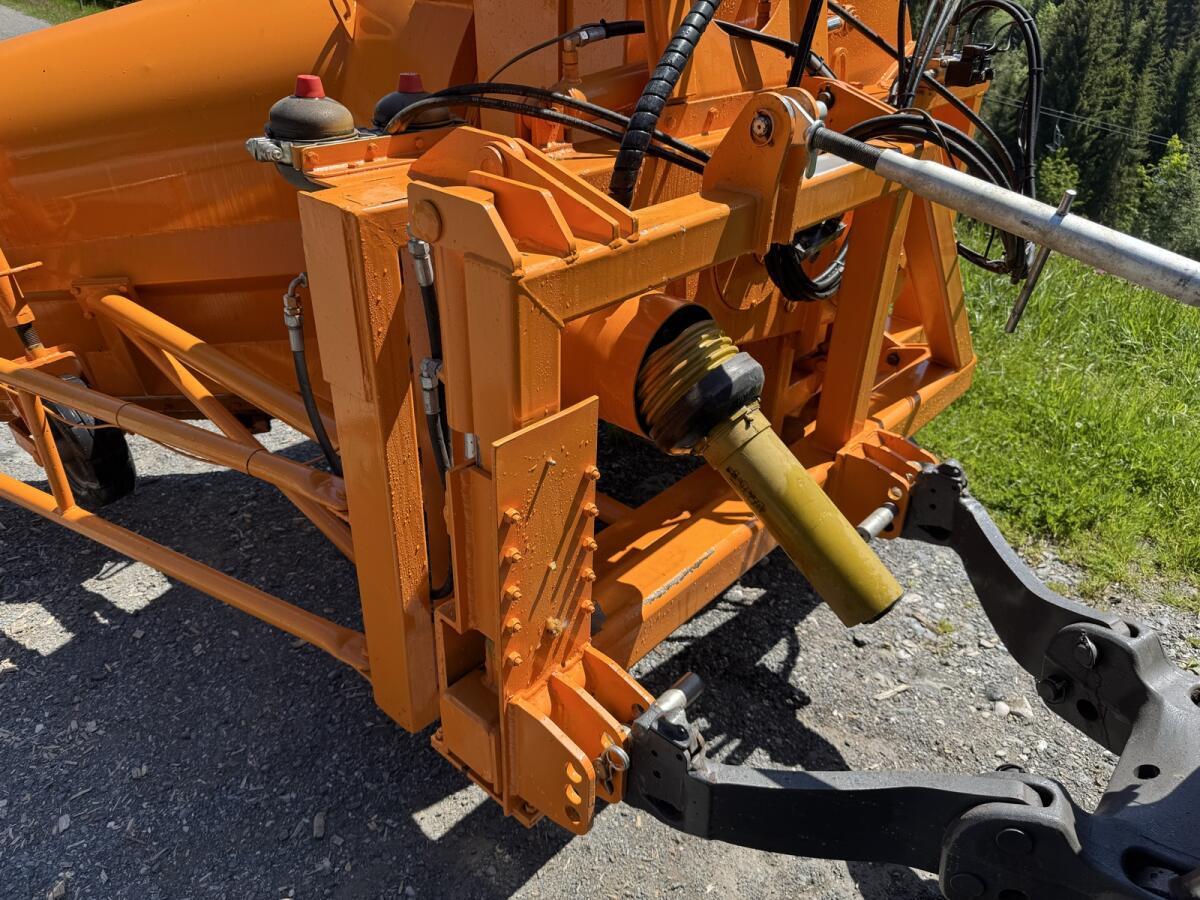 Schneeschleuder Kahlbacher KS 130 3