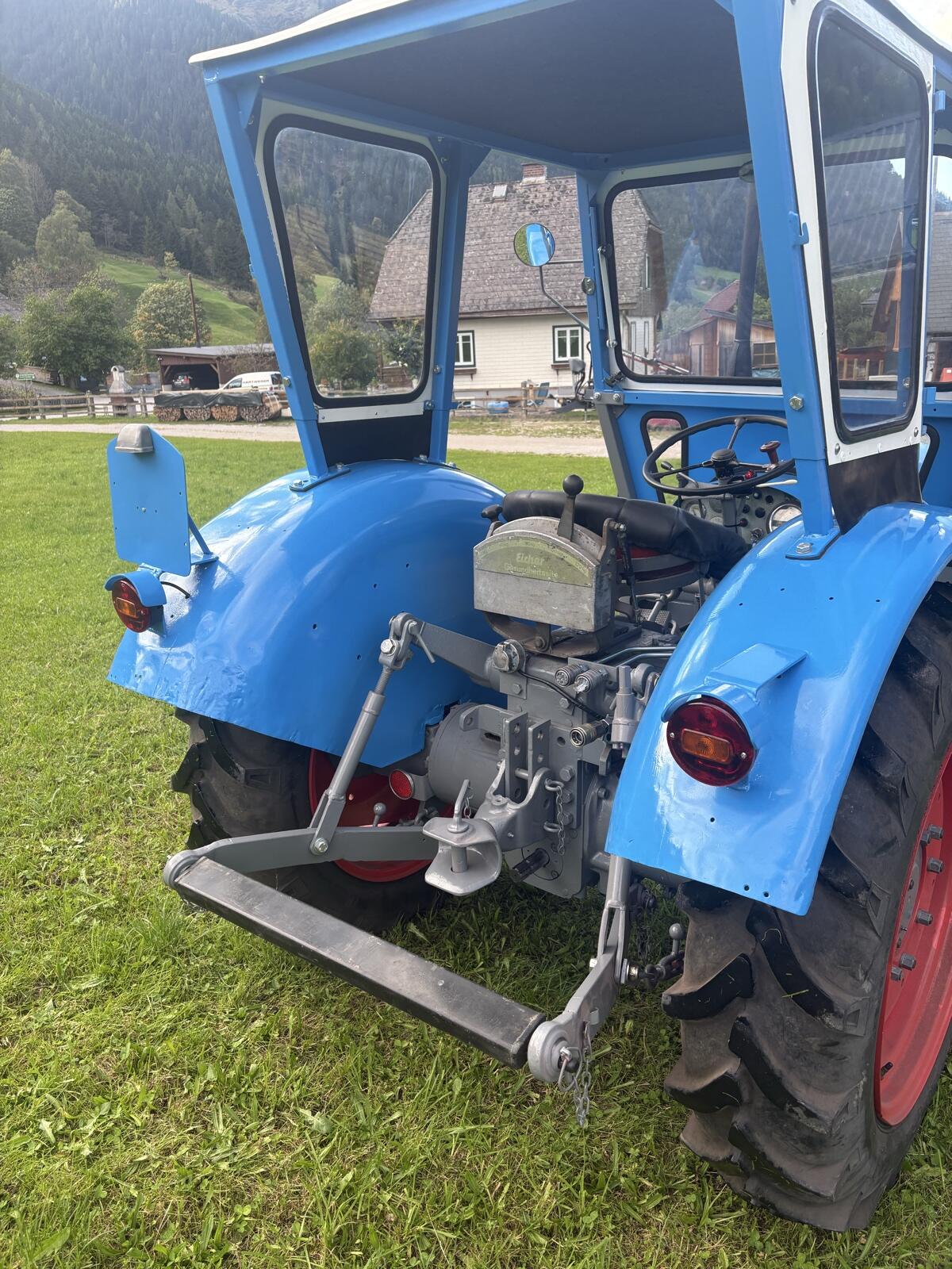 Eicher KÖNIGSTIGER EM 300 S 3
